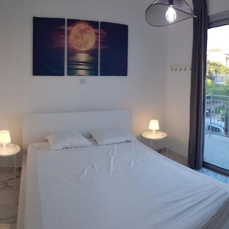 Eros Maisonette In Latchi Area Just 700 Meters Or One-Minute Drive From Polis Municipal Beach Экстерьер фото