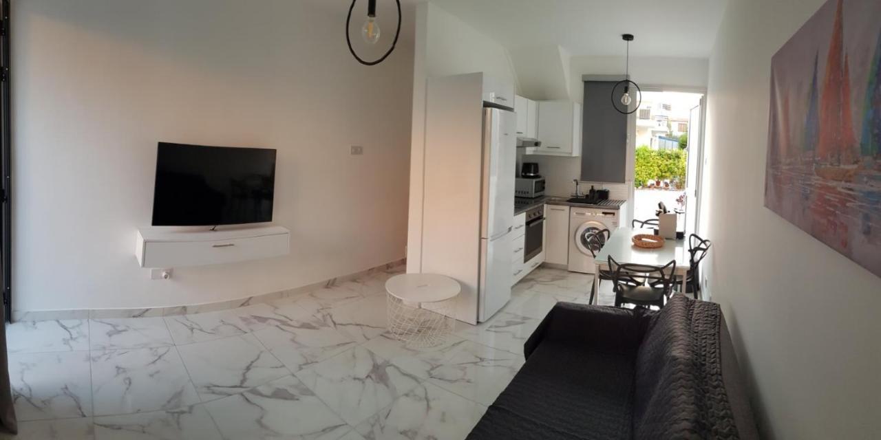 Eros Maisonette In Latchi Area Just 700 Meters Or One-Minute Drive From Polis Municipal Beach Экстерьер фото